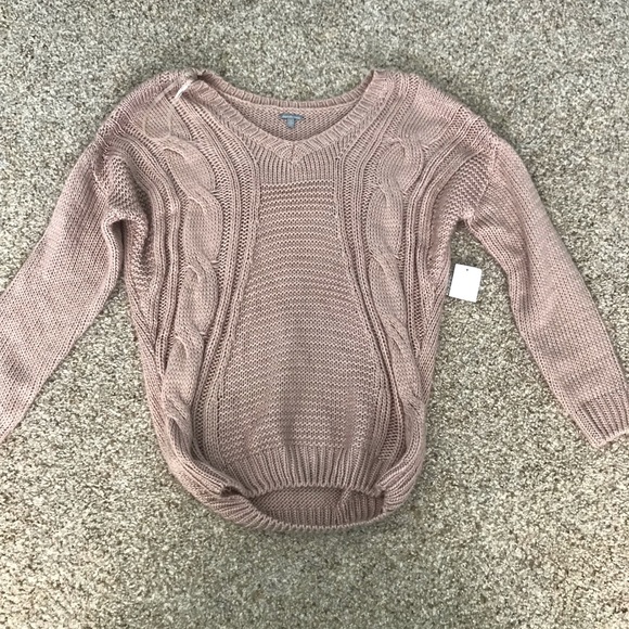 Charolette Russe sweater - Picture 1 of 3